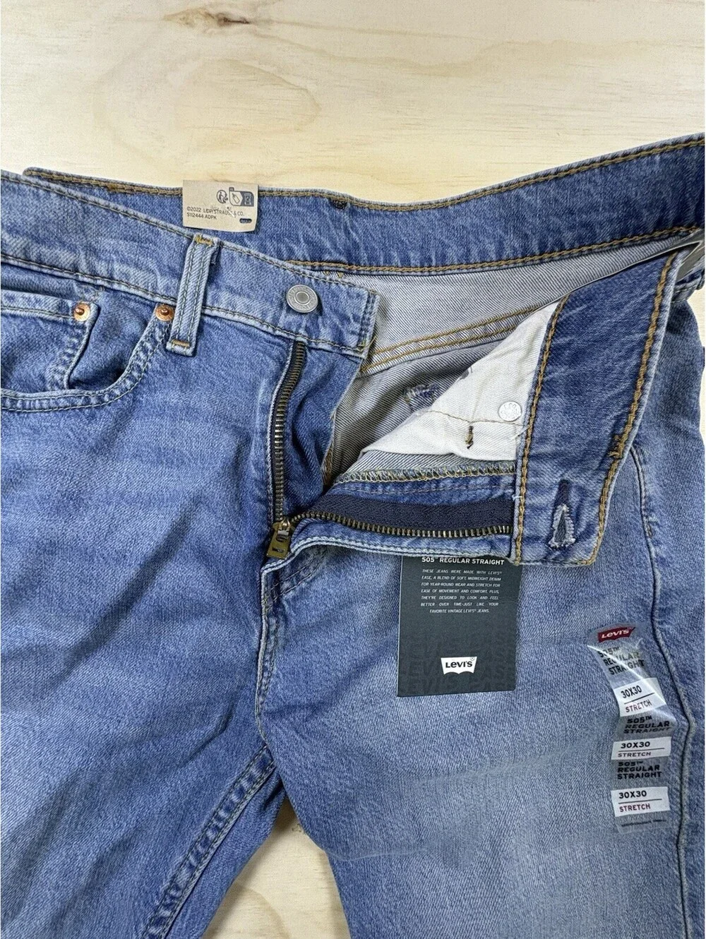 NEW Levis 505 Regular Jeans Mens 30x30 Blue Med Wash Stretch Straight Leg Denim